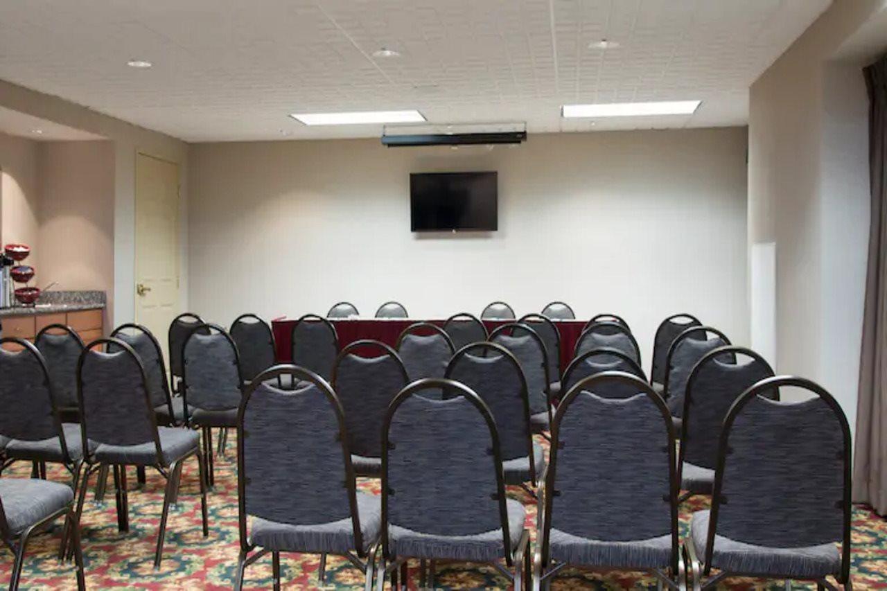 Homewood Suites Columbus - Airport Exterior photo