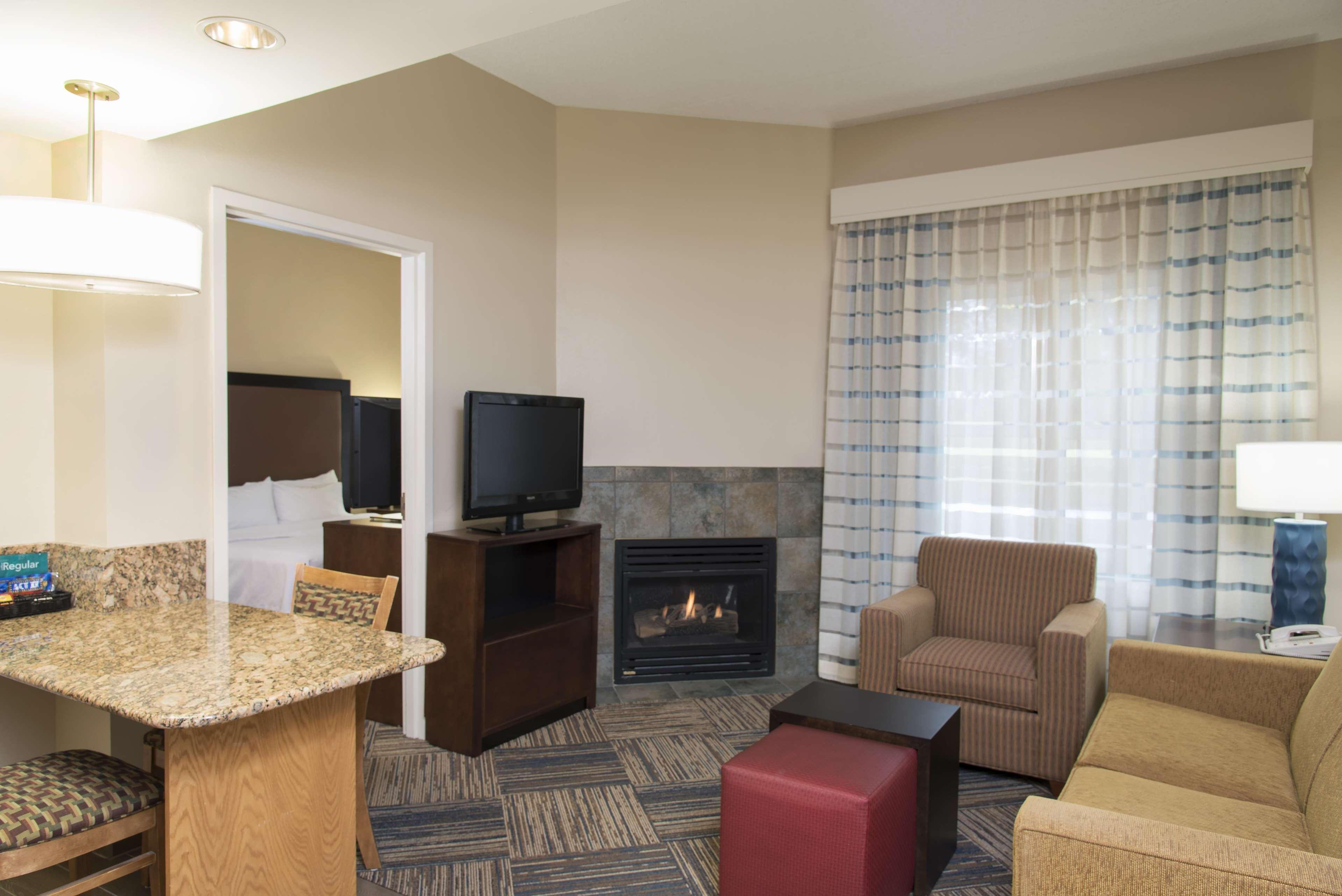 Homewood Suites Columbus - Airport Exterior photo