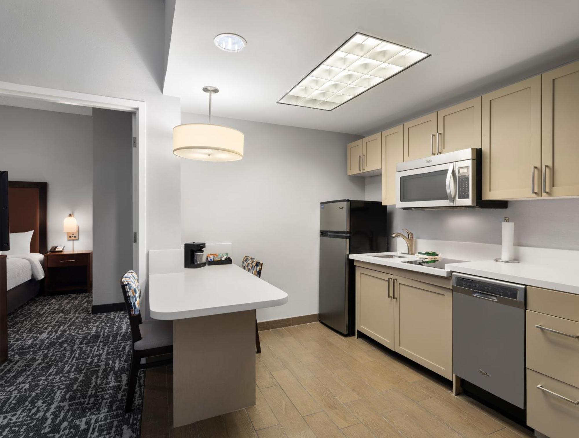 Homewood Suites Columbus - Airport Exterior photo
