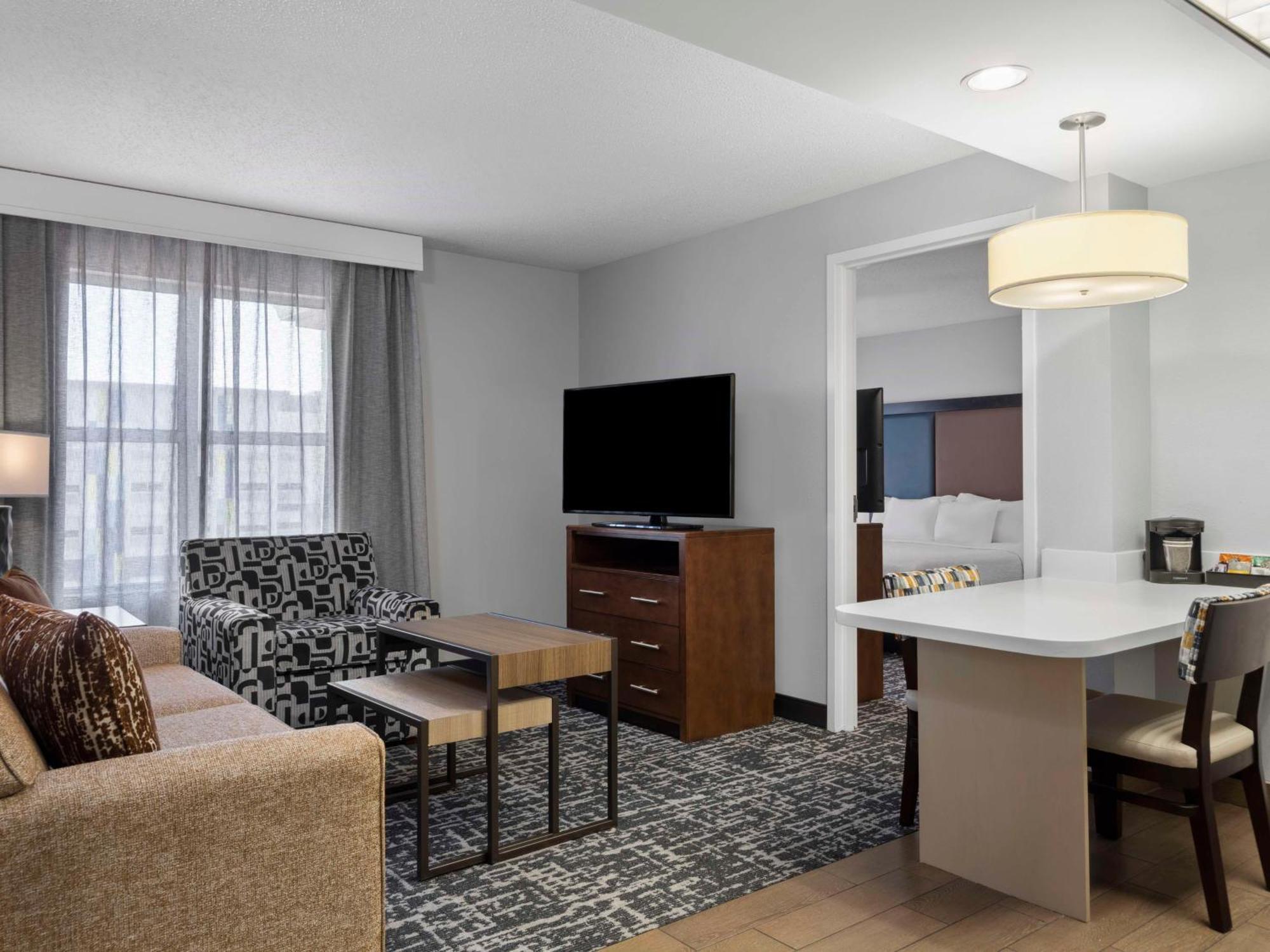 Homewood Suites Columbus - Airport Exterior photo